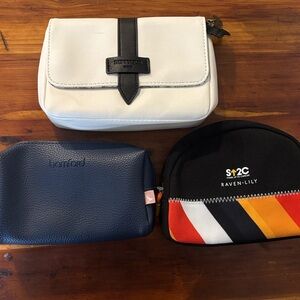 3 business class amenities bags